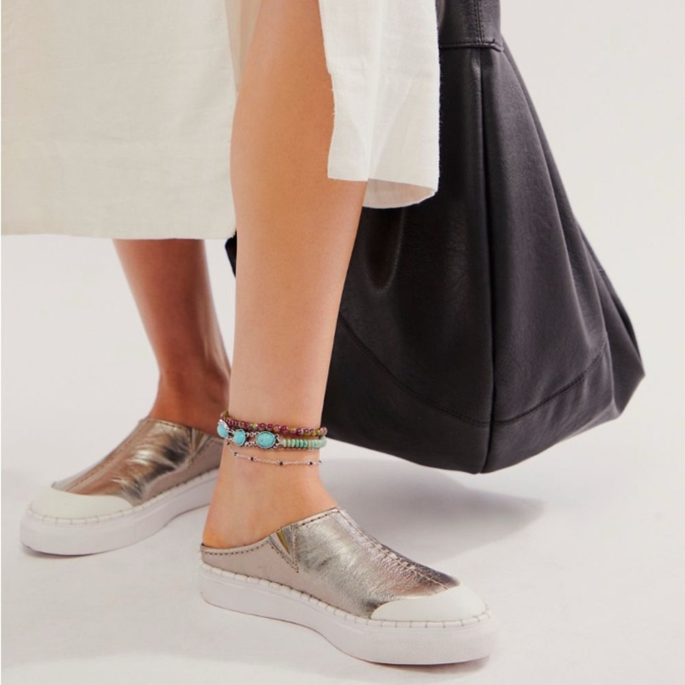 New In Box Free People Juno Slip On Sport, Gunmetal Leather Sz9
